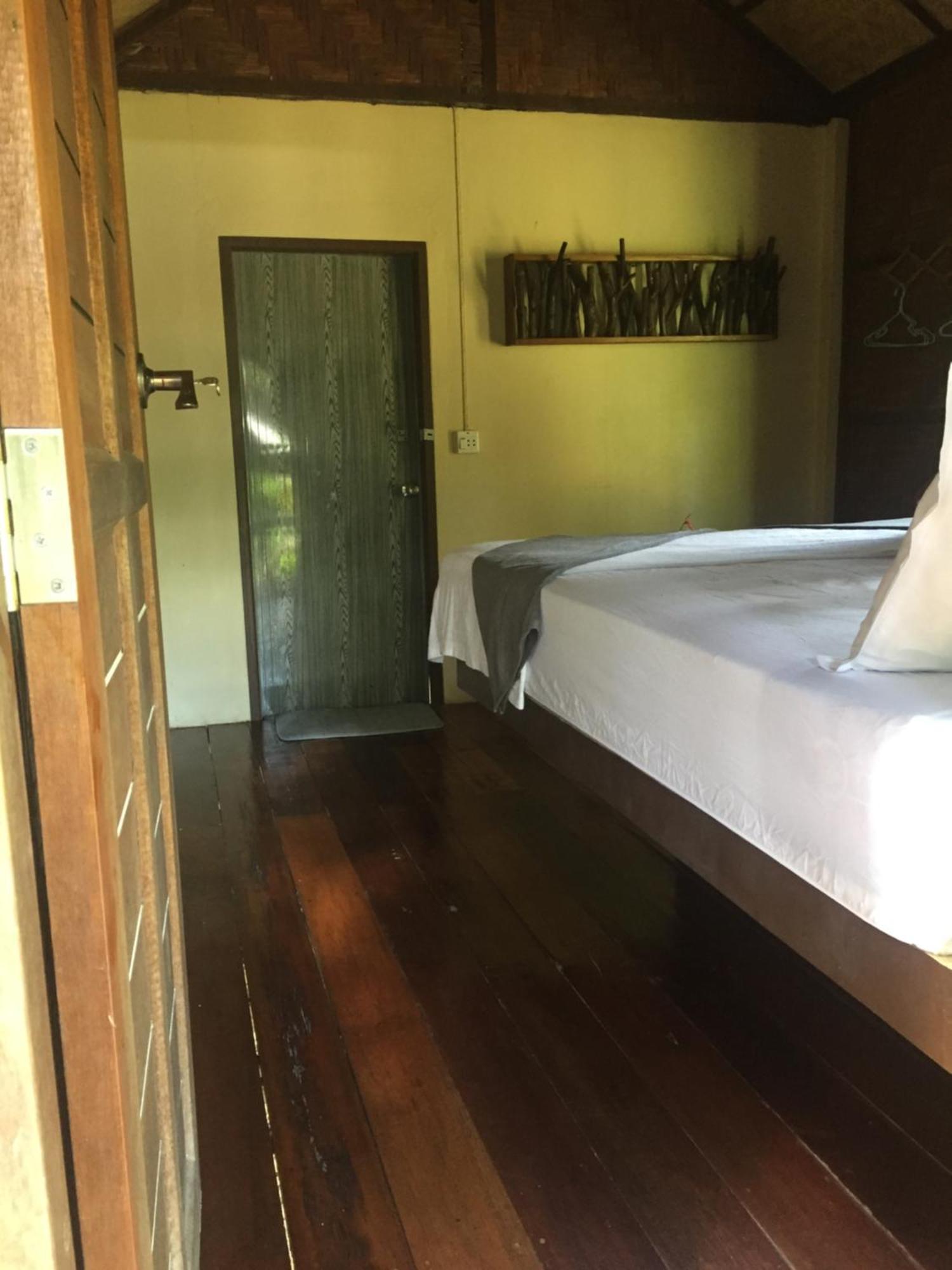 Phayam Garden View Hotel เกาะพยาม ห้อง รูปภาพ