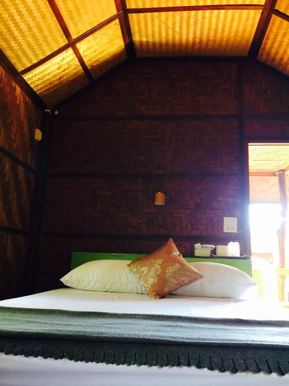 Phayam Garden View Hotel เกาะพยาม ภายนอก รูปภาพ